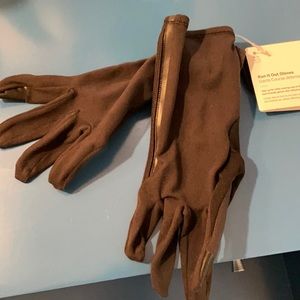 Lululemon Running Gloves- new with tag